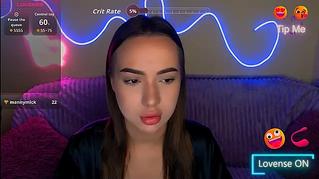 Snapshot of Mia_cutie77 chatting on November 7, 2025, 8:25 am Mia cutie77 online show from November 7, 2025, 8:25 am