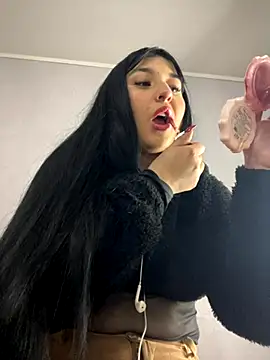 Daphnee-x online show from December 5, 2025, 11:41 am