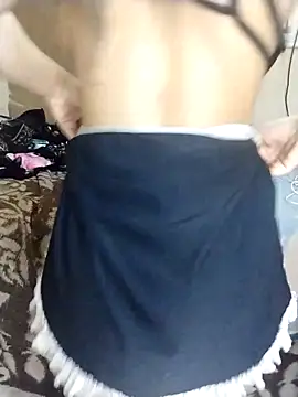 shahinaz-123 online show from April 12, 2026, 11:48 am