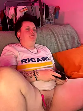 Snapshot of captaine_pioupiou chatting on November 15, 2025, 3:08 pm captaine pioupiou online show from November 15, 2025, 3:08 pm