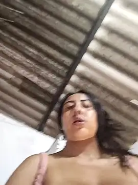 Snapshot of samara_topfisting chatting on January 18, 2026, 10:35 pm samara topfisting online show from January 18, 2026, 10:35 pm