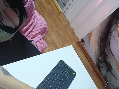 valery cute 18 online show from January 9, 2026, 11:13 am