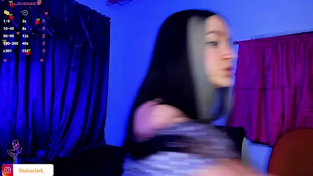 Shairaclark  online show from October 2, 2025, 12:39 am