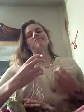 Snapshot of cicithtbitch chatting on December 2, 2025, 2:23 pm cicithtbitch online show from December 2, 2025, 2:23 pm