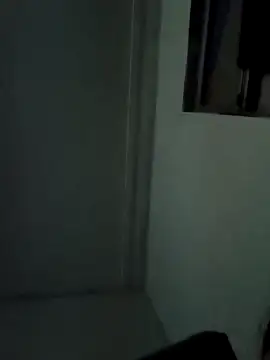 Snapshot of cicithtbitch chatting on December 17, 2025, 10:10 am cicithtbitch online show from December 17, 2025, 10:10 am