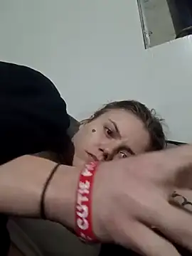 Snapshot of cicithtbitch chatting on December 22, 2025, 2:41 am cicithtbitch online show from December 22, 2025, 2:41 am