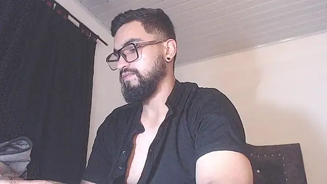 Snapshot of Chrys_harris77 chatting on March 18, 2026, 6:16 am Chrys harris77 online show from March 18, 2026, 6:16 am