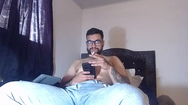 Snapshot of Chrys_harris77 chatting on March 18, 2026, 6:22 pm Chrys harris77 online show from March 18, 2026, 6:22 pm