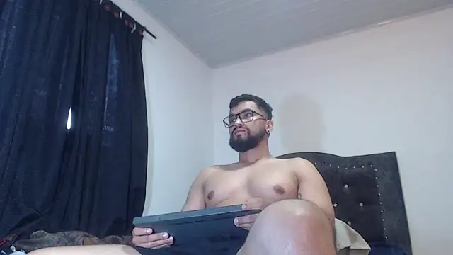 Snapshot of Chrys_harris77 chatting on March 26, 2026, 10:59 pm Chrys harris77 online show from March 26, 2026, 10:59 pm