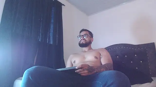 Snapshot of Chrys_harris77 chatting on April 9, 2026, 10:59 pm Chrys harris77 online show from April 9, 2026, 10:59 pm