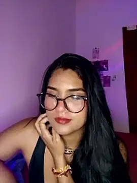 Renata Zoe online show from November 15, 2025, 1:25 am