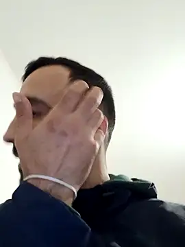 Snapshot of Deffnot7777 chatting on November 13, 2025, 10:52 pm Deffnot7777 online show from November 13, 2025, 10:52 pm