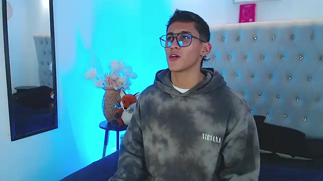 SalvadorFit online show from September 23, 2025, 8:34 pm