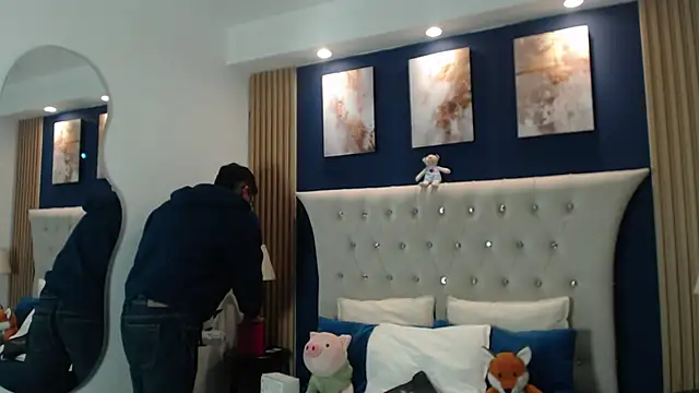 SalvadorFit online show from February 23, 2026, 8:17 pm