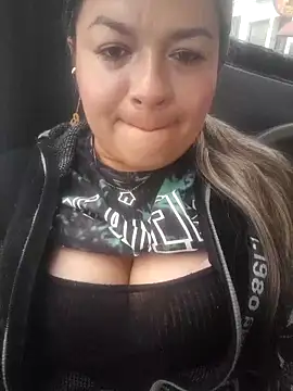 Snapshot of Amalia-sm chatting on October 28, 2025, 8:22 pm Amalia-sm online show from October 28, 2025, 8:22 pm