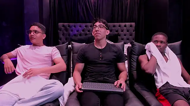 Snapshot of axel_vega chatting on February 13, 2026, 9:00 pm axel vega online show from February 13, 2026, 9:00 pm