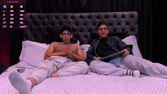 Snapshot of axel_vega chatting on February 27, 2026, 1:05 am axel vega online show from February 27, 2026, 1:05 am