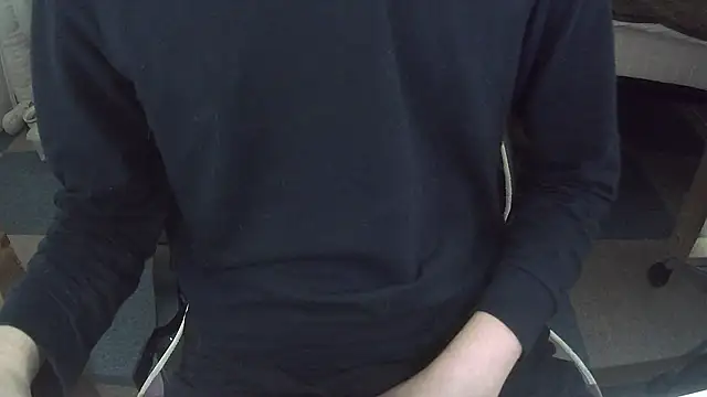 suzullll online show from April 10, 2026, 4:17 am