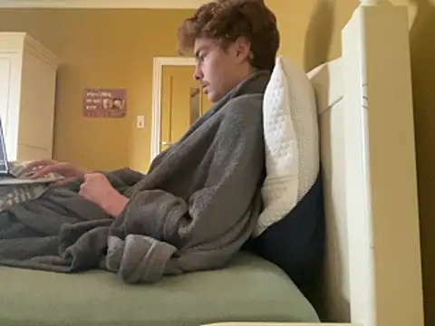 Snapshot of Randy9222 chatting on February 6, 2026, 9:34 am Randy9222 online show from February 6, 2026, 9:34 am