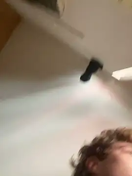 Snapshot of Randy9222 chatting on February 15, 2026, 10:58 am Randy9222 online show from February 15, 2026, 10:58 am