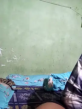 Cute Couple59 online show from December 5, 2025, 8:05 pm