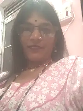 Hott cutgirl online show from October 2, 2025, 11:12 pm