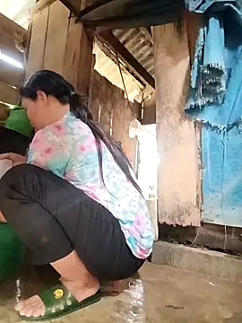 Snapshot of callistra chatting on October 27, 2025, 4:05 am callistra online show from October 27, 2025, 4:05 am