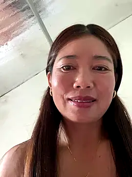 Snapshot of Milky-milk chatting on October 14, 2025, 2:12 am Milky-milk online show from October 14, 2025, 2:12 am