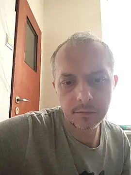 szajbusek41 online show from April 22, 2026, 10:06 am