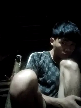 Snapshot of Nhyy_xx chatting on October 25, 2025, 2:02 pm Nhyy xx online show from October 25, 2025, 2:02 pm