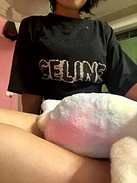 MIN088888 online show from September 24, 2025, 5:38 pm