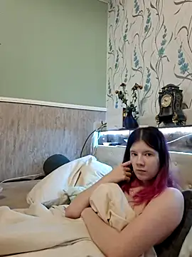 Hot SkinnyGirl online show from February 8, 2026, 5:55 am