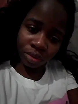 Snapshot of ROOMMYY2 chatting on November 27, 2025, 2:24 am ROOMMYY2 online show from November 27, 2025, 2:24 am