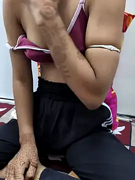 Snapshot of sassyishhu76 chatting on October 25, 2025, 5:04 am sassyishhu76 online show from October 25, 2025, 5:04 am