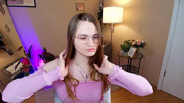 Snapshot of Evii_Stich chatting on October 1, 2025, 7:09 pm Evii Stich online show from October 1, 2025, 7:09 pm