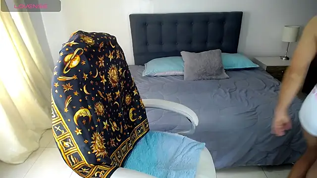 Amber  s online show from September 28, 2025, 2:22 pm