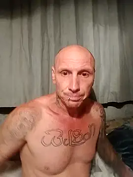 yours4fun79 online show from September 18, 2025, 6:48 am