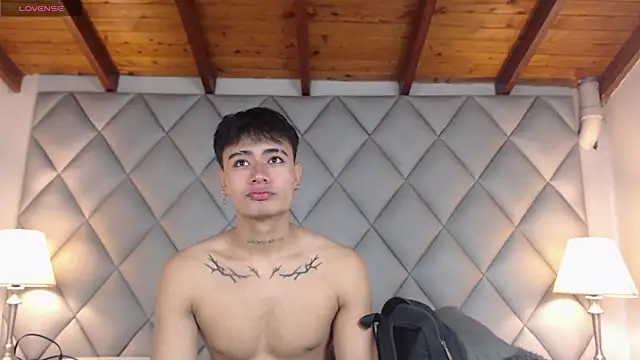 Clement Reyes online show from October 3, 2025, 1:08 pm