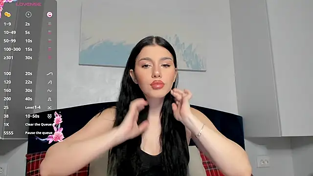 Snapshot of KendraKiss_ chatting on November 6, 2025, 9:59 pm KendraKiss online show from November 6, 2025, 9:59 pm