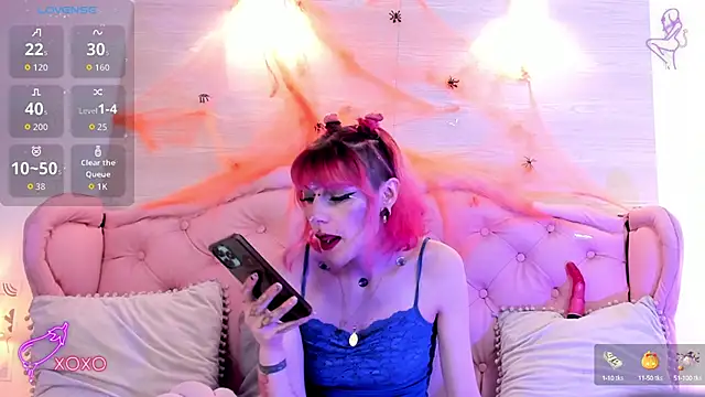 Snapshot of Rossiie_Hunt_ chatting on October 4, 2025, 5:11 pm Rossiie Hunt online show from October 4, 2025, 5:11 pm