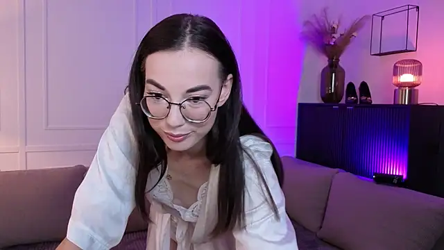 Snapshot of EmmaJakson chatting on September 18, 2025, 3:47 pm EmmaJakson online show from September 18, 2025, 3:47 pm