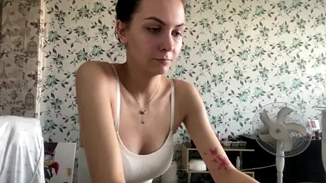 Snapshot of DevoraShaban chatting on September 19, 2025, 4:14 am DevoraShaban online show from September 19, 2025, 4:14 am