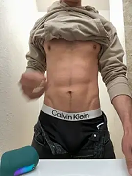Snapshot of gymratforyouu chatting on April 13, 2026, 2:50 am gymratforyouu online show from April 13, 2026, 2:50 am