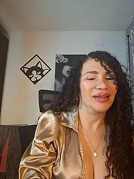 Lina 444 online show from February 6, 2026, 1:43 am