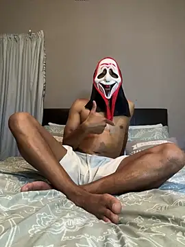 Snapshot of The_Zodiac chatting on September 19, 2025, 11:05 pm The Zodiac online show from September 19, 2025, 11:05 pm