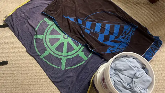 Doanything4you online show from December 15, 2025, 7:34 am