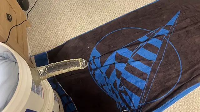 Doanything4you online show from December 21, 2025, 5:09 pm