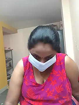 queendivya online show from January 13, 2026, 5:02 am