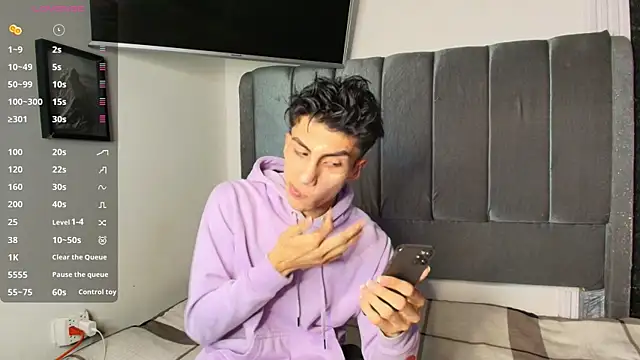 Erick Velveth online show from April 19, 2026, 5:07 am