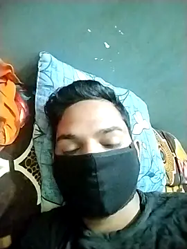 Snapshot of VickyMonster5 chatting on October 3, 2025, 11:46 pm VickyMonster5 online show from October 3, 2025, 11:46 pm